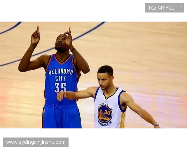 原创勇士战雷霆！库里弟弟5分钟拿5分，勇士半场落后19分